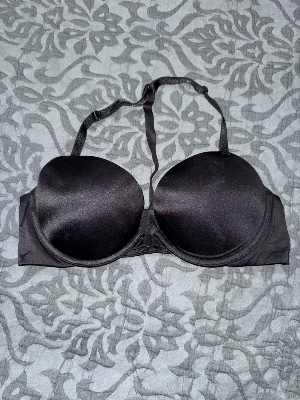 Victoria’s Secret Very Sexy push-up bra size 38b adjustable strap sparkly